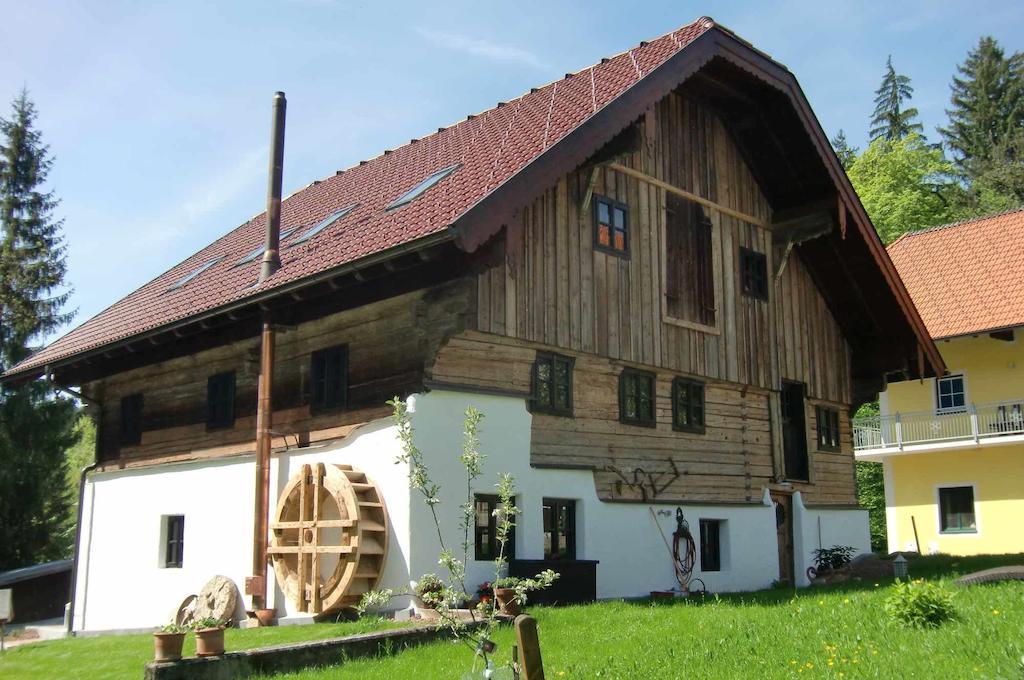 Heuholzmuehle Privatzimmer Elixhausen Екстериор снимка